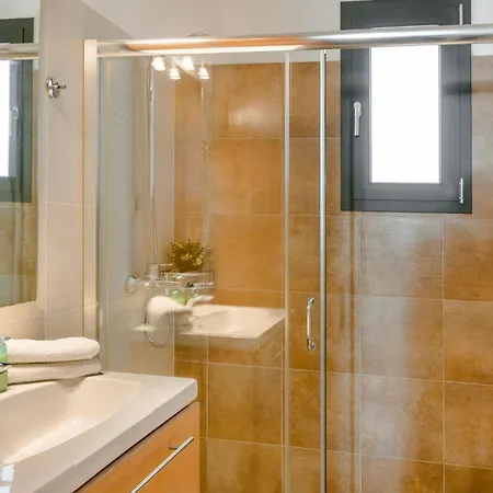 Saluto By Vintage Travel