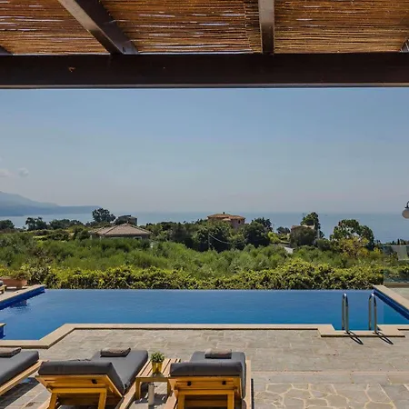 וילה Saluto By Vintage Travel *